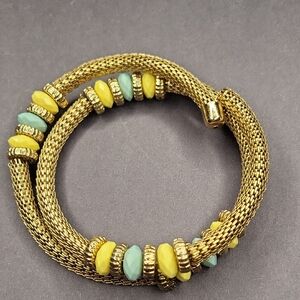 Elegant Gold and Yellow Bracelet